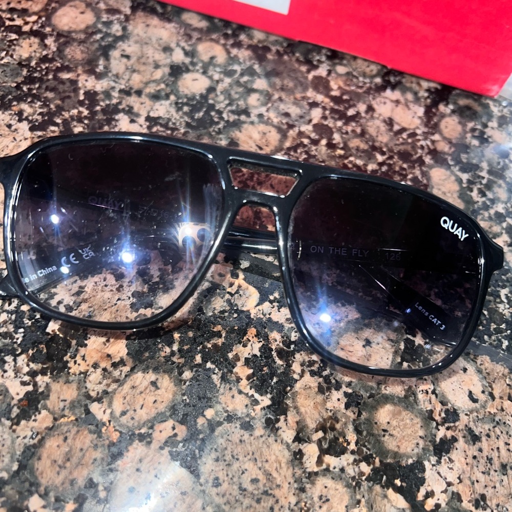 Qui Sunglasses